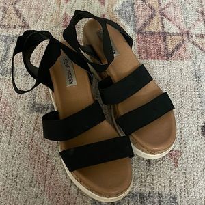 Steve Madden platform sandals